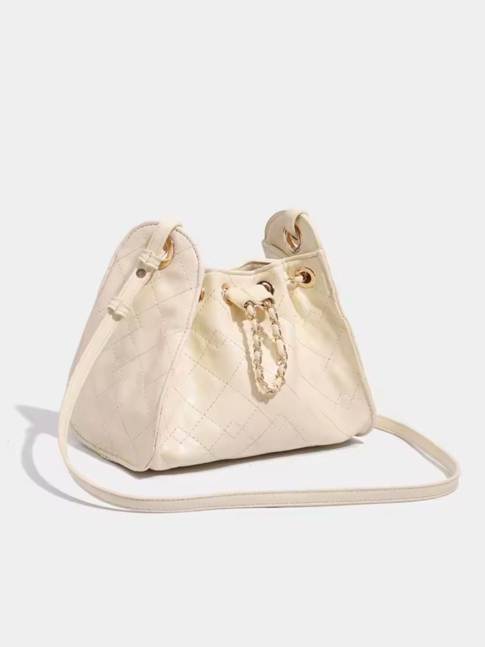 Women’s Cream Drawstring Quilted Shoulder Bag